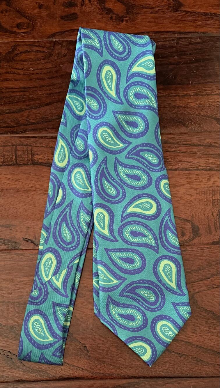 $325 NWT Charvet Paris Blue Alternating Pasiley Pattern 100% Silk Neck Tie